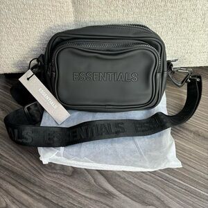Essentials shoulder bag